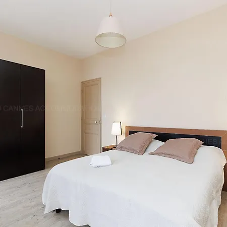 Carrousel 4 * Cannes